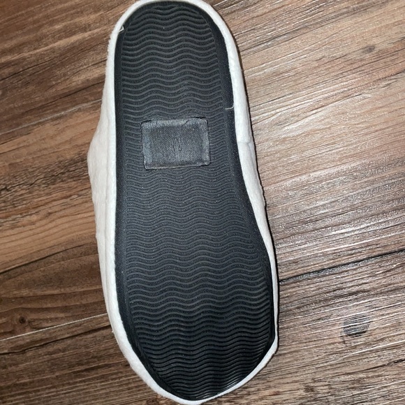 New Mens Peanuts Snoopy Slippers Sizes Small , Medium and Large Available - Picture 7 of 7